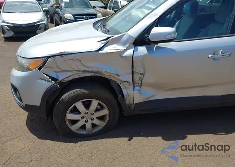 2012 Kia Sorento Lx from USA, damaged, VIN 5XYKT3A68CG294069